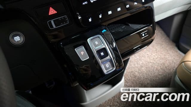 Hyundai Staria Inspiration, 2023 9