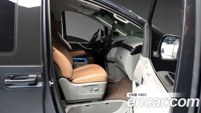 Hyundai Staria Inspiration, 2023 11