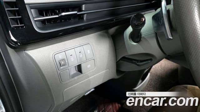 Hyundai Staria Inspiration, 2023 14