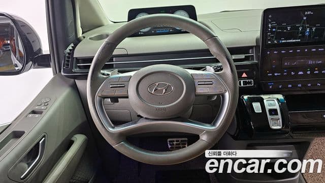 Hyundai Staria Inspiration, 2022 13