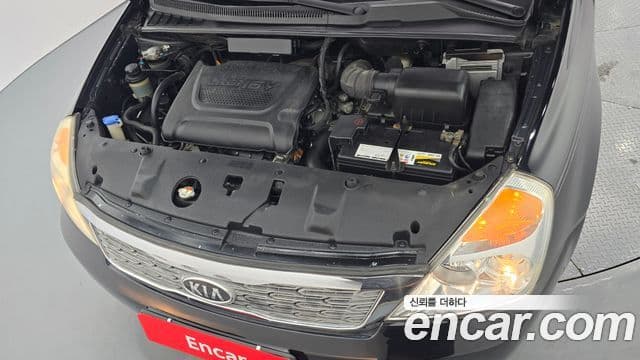 Kia Carnival R Grand Carnival High Limousine GLX, 2011 6