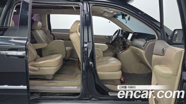 Kia Carnival R Grand Carnival High Limousine GLX, 2011 11