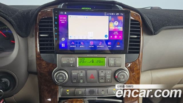 Kia Carnival R Grand Carnival High Limousine GLX, 2011 14