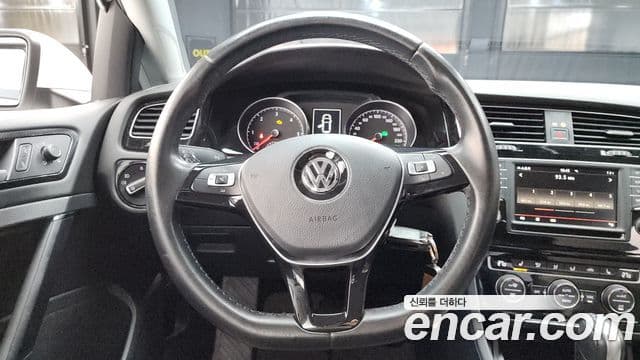 Volkswagen Гольф 7세대, 2016 13