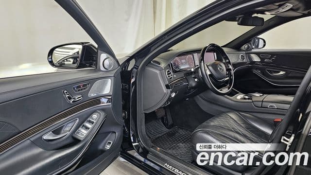 Mercedes-Benz S-класс W222 Maybach S600, 2017 10