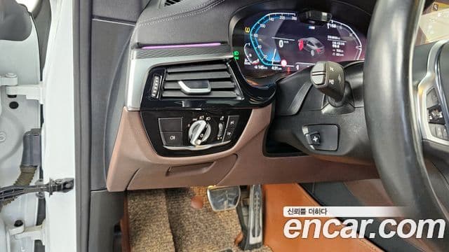 BMW 6시리즈 GT (G32) 620d xDrive M Sport, 2023 16