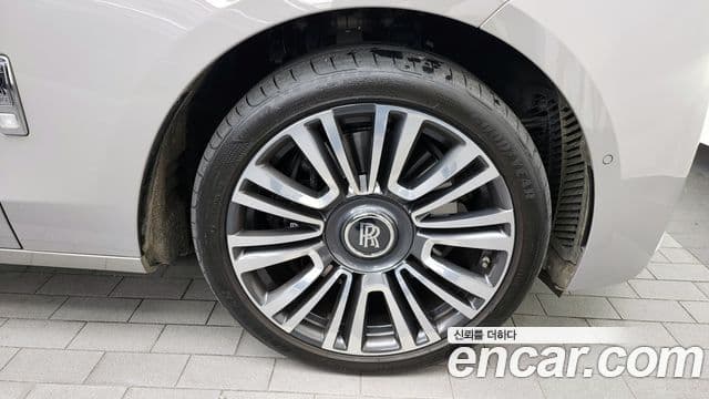 Rolls-Royce 고스트 2세대 6.7 EWB V12, 2022 все фото
