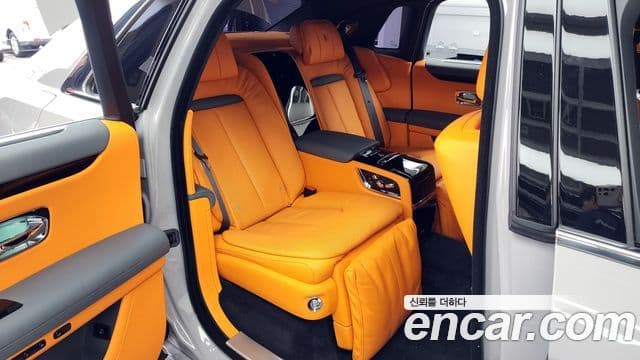 Rolls-Royce 고스트 2세대 6.7 EWB V12, 2022 12