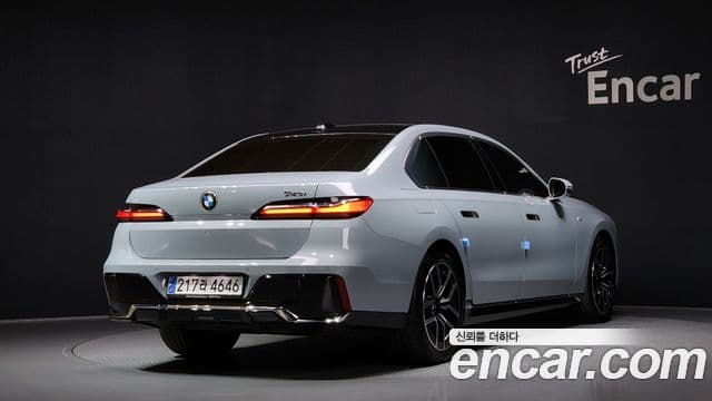 BMW 7시리즈 (G70) 740i sDrive M Sport, 2023 2