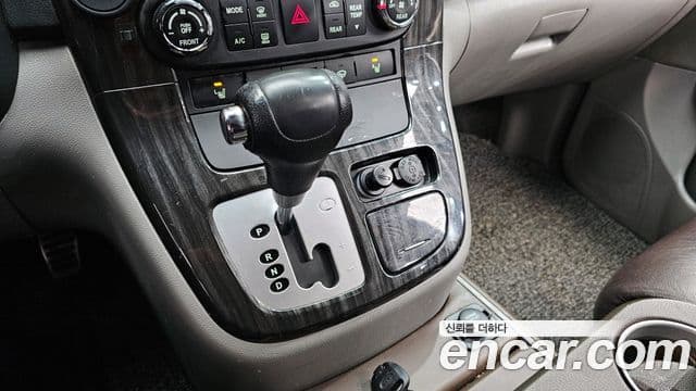 Kia Carnival R топовая версия, 2013 9