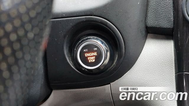 Kia Carnival R топовая версия, 2013 18