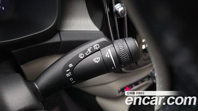 Volvo XC40 B4 Ultra Bright, 2025 16