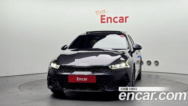 Kia K5 3세대 Signature, 2021 2