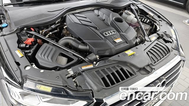 Audi A8 (D5) 55 TFSI Quattro LWB, 2021 6