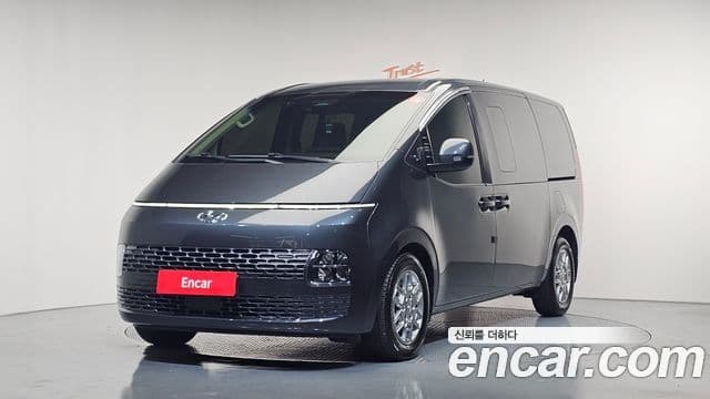 Hyundai Staria Modern, 2022 1