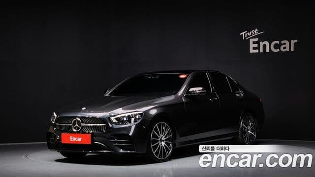 Mercedes-Benz E-класс W213 AMG Line, 2023 1