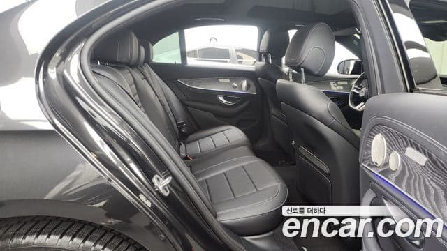 Mercedes-Benz E-класс W213 AMG Line, 2023 12