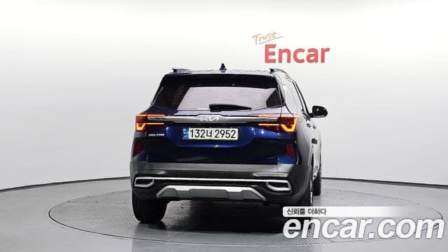 Kia Seltos Signature, 2022 4