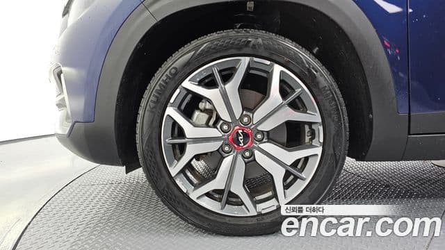 Kia Seltos Signature, 2022 все фото