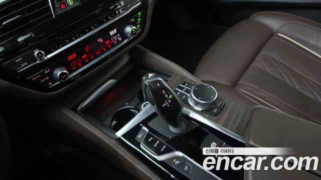 BMW 5시리즈 (G30) 530i M Sport Plus, 2018 9