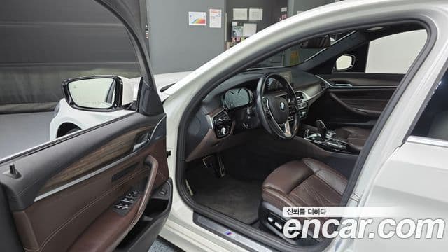 BMW 5시리즈 (G30) 530i M Sport Plus, 2018 10