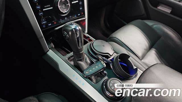 Ford Explorer 5세대, 2015 9