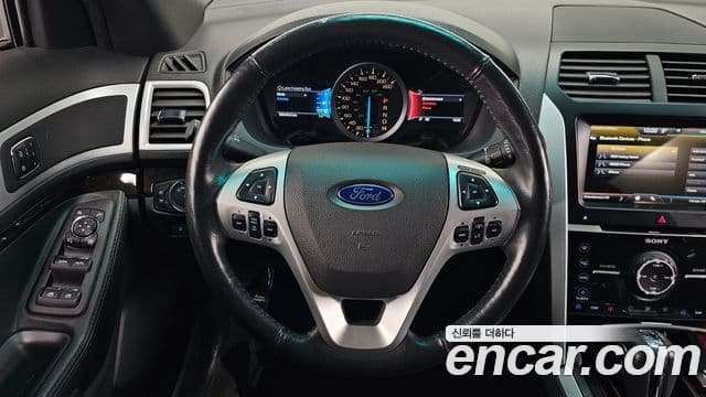 Ford Explorer 5세대, 2015 13