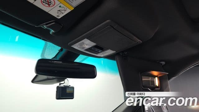 Ford Explorer 5세대, 2015 18