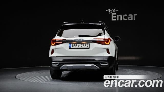 Kia Seltos Signature, 2023 4