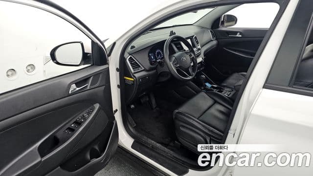 Hyundai All New Tucson Style, 2016 10