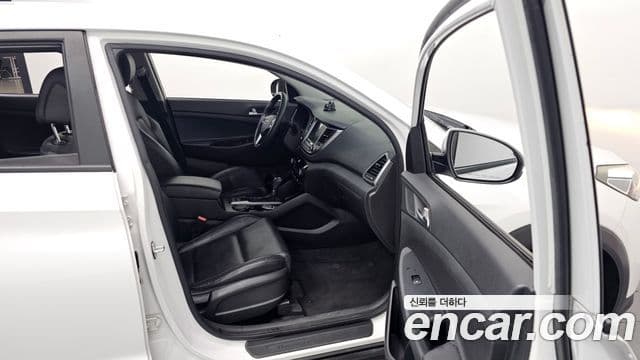 Hyundai All New Tucson Style, 2016 11