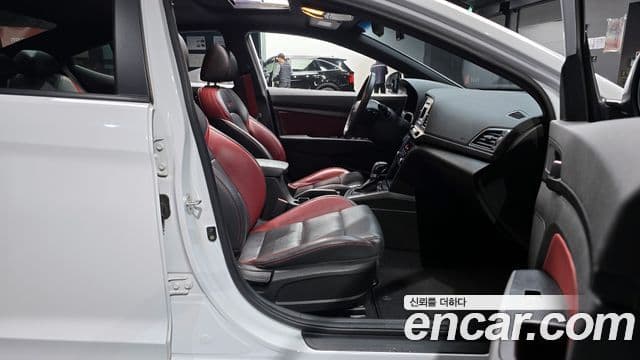 Hyundai Avante AD 1.6 турбо Sport, 2017 10