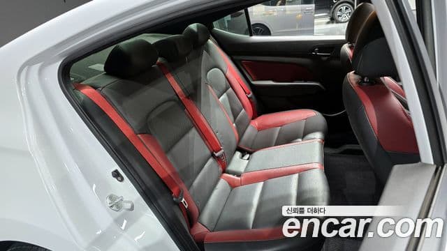 Hyundai Avante AD 1.6 турбо Sport, 2017 12