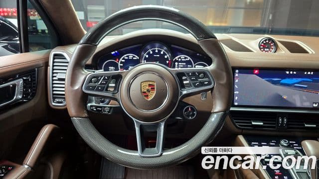 Porsche Cayenne (PO536) 3.0 купе, 2020 14