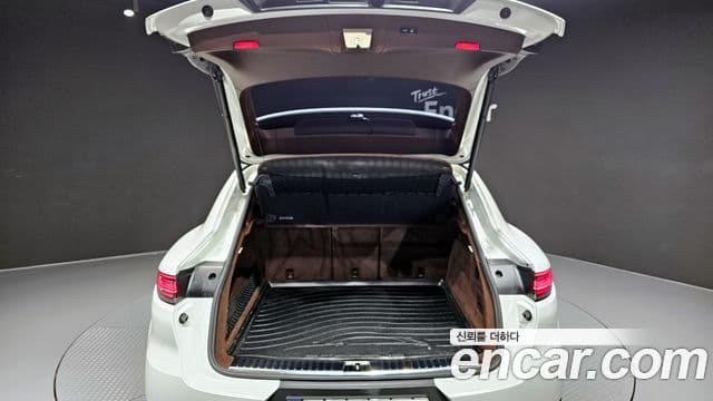 Porsche Cayenne (PO536) 3.0 купе, 2020 20