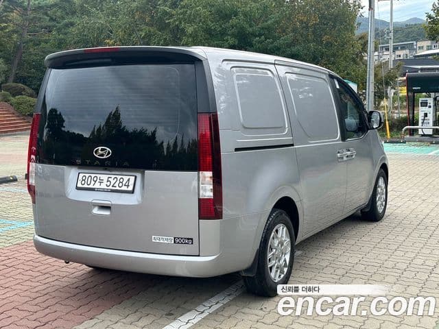 Hyundai Staria Modern, 2023 6