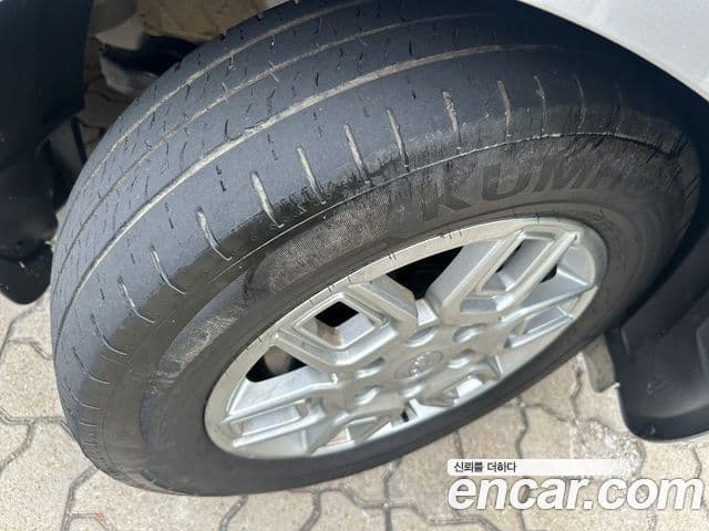 Hyundai Staria Modern, 2023 18