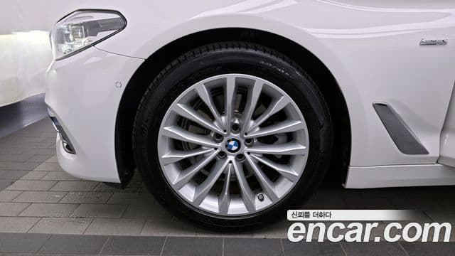 BMW 5시리즈 (G30) 520d Luxury Special Edition, 2018 все фото