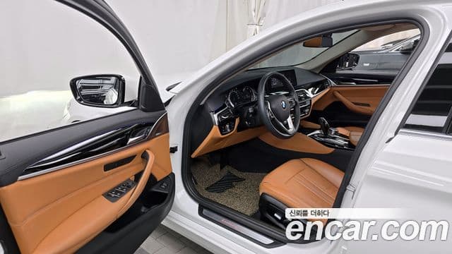 BMW 5시리즈 (G30) 520d Luxury Special Edition, 2018 10