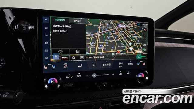 Lexus LM 2세대 500h Royal, 2025 14