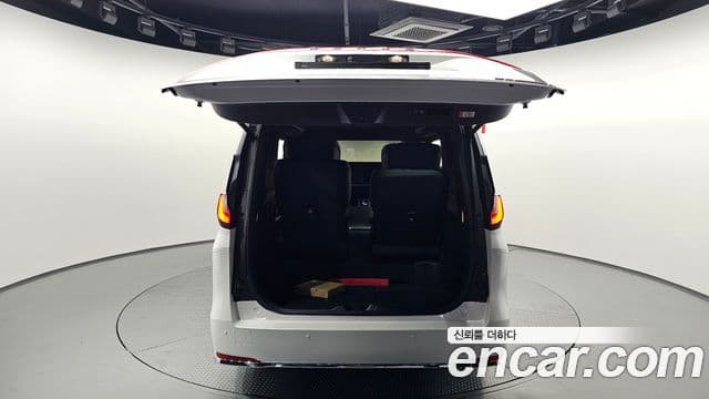 Lexus LM 2세대 500h Royal, 2025 20