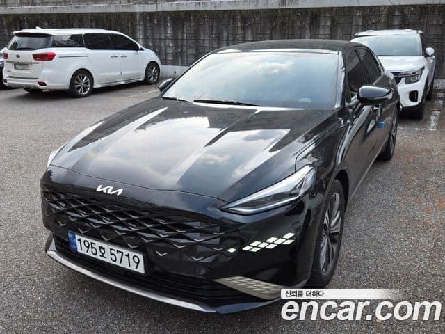 Kia K8 гибрид Noblesse, 2023 1