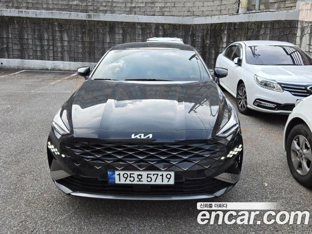 Kia K8 гибрид Noblesse, 2023 16