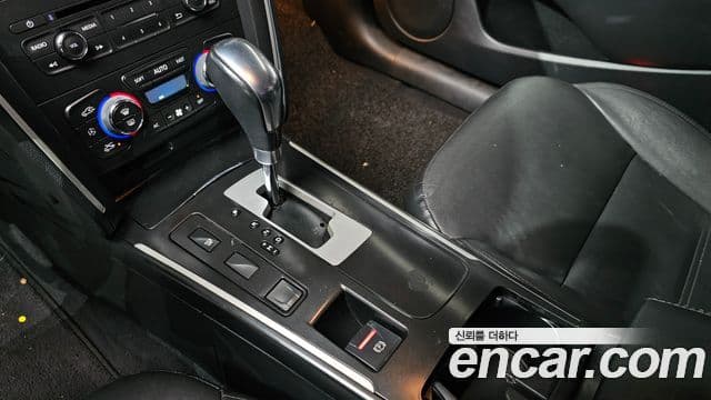 Renault Korea(Samsung) SM7 Nova LPLI 2.0 LPe для людей с инвалидностью, 2016 9