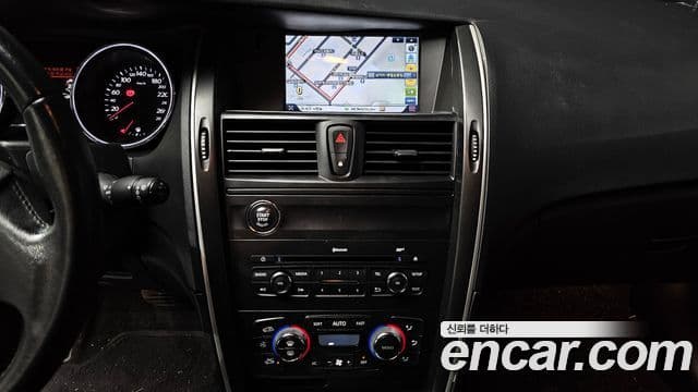 Renault Korea(Samsung) SM7 Nova LPLI 2.0 LPe для людей с инвалидностью, 2016 14