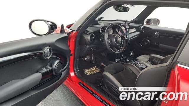 Mini Cooper S 3세대, 2023 10