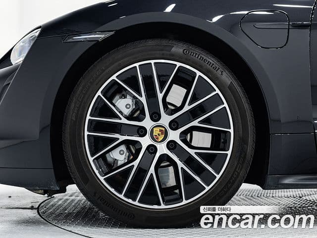 Porsche 타이칸 базовый, 2024 все фото