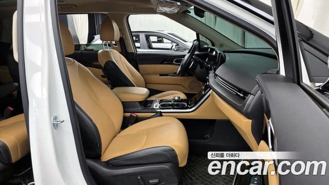 Kia Carnival 4세대 Signature, 2021 11