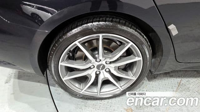 Genesis The / новый New G70, 2023 все фото