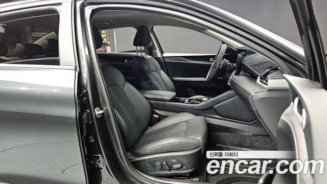 Kia K5 3세대 Prestige, 2021 10
